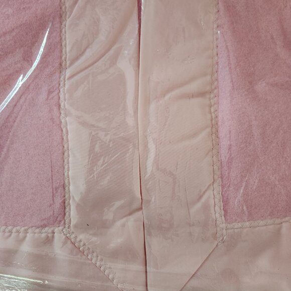Vintage Satin Trim Pink Baby Security Blanket Crib New NOS USA Union Made ILGWU - Picture 6 of 6